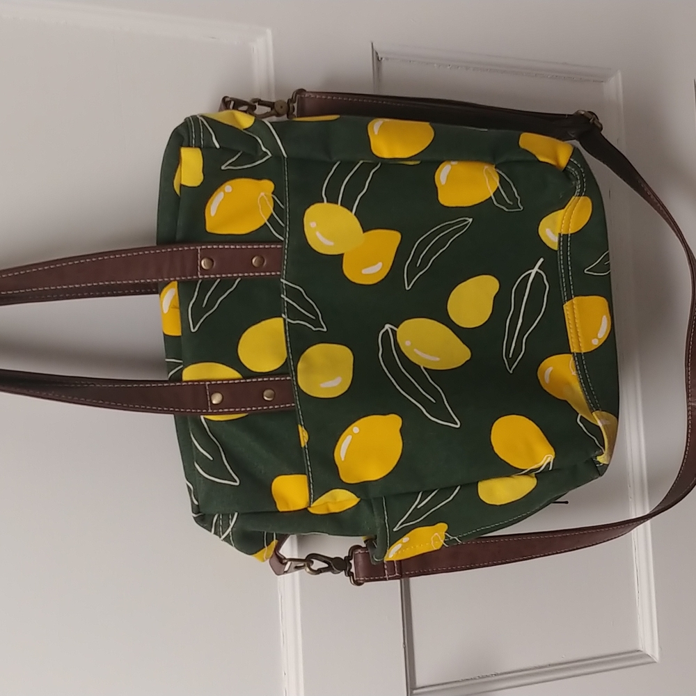 Maika commuter bag in lemon